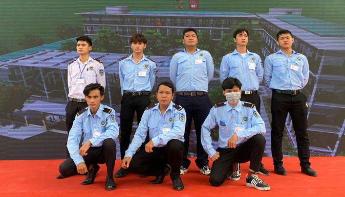 cam kết 4